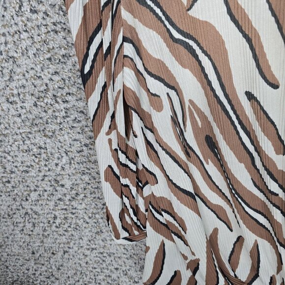 W5 Anthropologie Top Womens Large Brown Animal Print Blouse Scoop Neck Casual - Picture 3 of 7